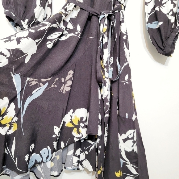Yumi Kim Love Wins Black Floral Ruffled Wrap Dress Size Small - Picture 9 of 12